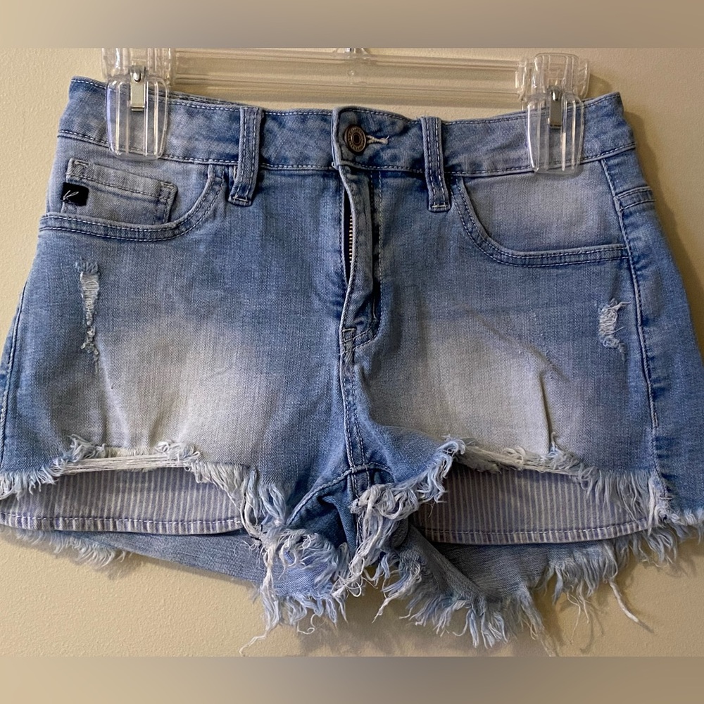 KanCan Women’s Jean Shorts Distressed Light Wash Size M
